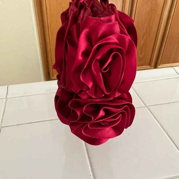 NEW Mad by Design Silk Rose Appliqué Handbag - Picture 2 of 12